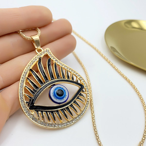 Colliers pendentifs gros œil turc en gros pour femmes, bijoux de <span class=keywords><strong>protection</strong></span> en alliage - Product Image 6