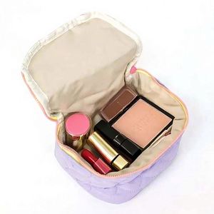 Cute Quilted Heart Jute <b>Makeup</b> <b>Bag</b> <b>Large</b> Capacity Travel Cosmetic Organizer Handle Kawaii Colorful Strap Toiletry Storage Pouch - Product Image 4