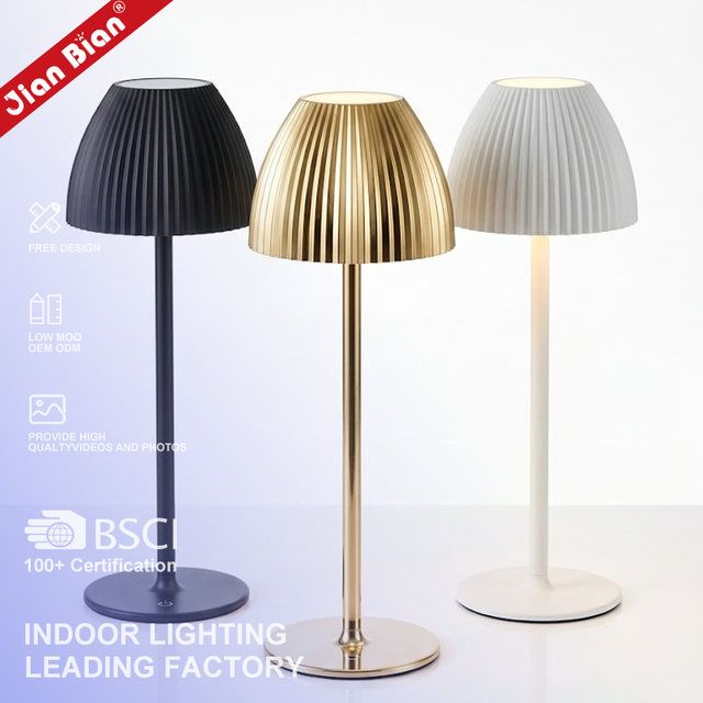 Modern Battery Acrylic Aluminium Cordless Usb Charging Desk Lamps Led Nordic Indoor Vintage Restaurant Rechargeable Table Lamp