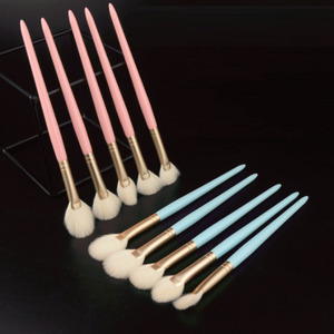 Abangzi cosmetici AA677 Top Grade capelli di capra manico in legno settore ventaglio spazzola di piccole dimensioni <span class=keywords><strong>rosa</strong></span> blu occhio Set Opp Bag <span class=keywords><strong>evidenziatore</strong></span> - Product Image 1