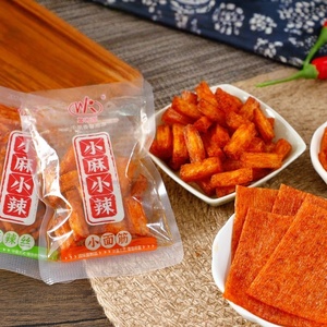 Aliments asiatiques à bas prix Épicerie à bon prix Collation épicée chinoise Latiao Caractéristique alimentaire Emballé dans un sac Collations internationales - Product Image 4