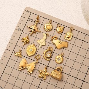 Golden Beach & Boudoir | Colgante de acero inoxidable chapado en oro PVD de 18 quilates para hacer joyas DIY | Impermeable e hipoalergénico - Product Image 2