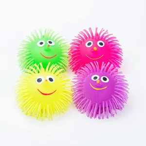 Wholesale flashing TPR rubber fluffy balloon puffer ball toys