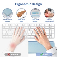 Tapis de souris pour jeux sur PC, clavier, tapis de souris en mousse à mémoire de forme bleue, ensemble antidérapant, repose-poignet ergonomique, coussin de soutien de dessin animé pour le bureau