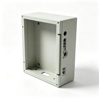 Armoire de distribution électrique extérieure 240V 50A à 8 prises IP55 étanche pour la surveillance, la mesure et la recharge