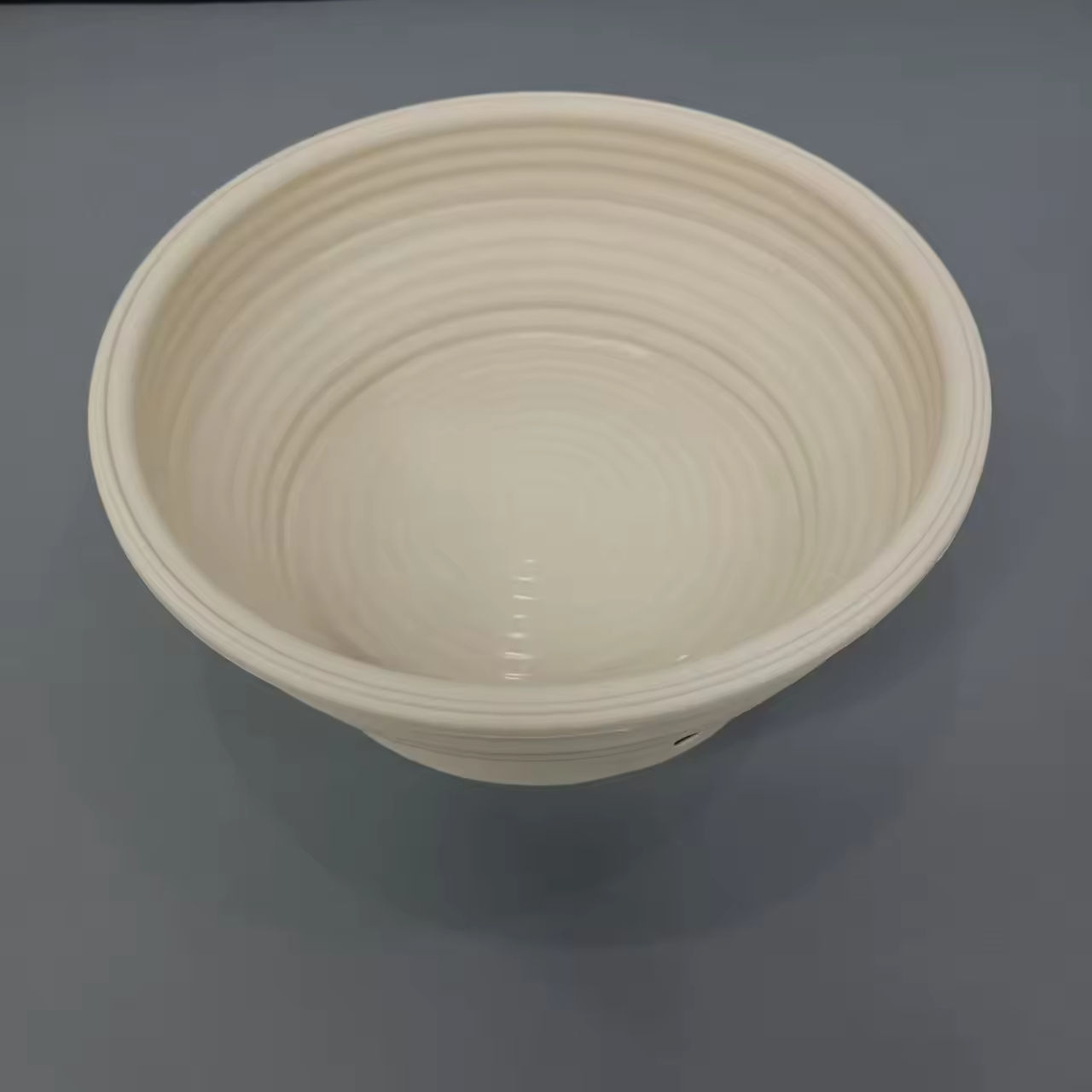 สีขาวครีม