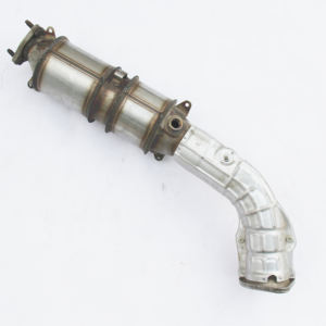 Convertidor catalítico de escape delantero del mercado de accesorios del motor del <span class=keywords><strong>precio</strong></span> barato de alta calidad para <span class=keywords><strong>Honda</strong></span> <span class=keywords><strong>CRV</strong></span> 2,4 <span class=keywords><strong>2004</strong></span> 2005 2006 2007 2008 - Product Image 1