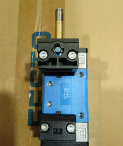 Pièces détachées pour outils de réfrigération, originales et neuves, électrovanne Festos MFH-5/2-D-1-S-C  MFH-5/2-D-1-C 150981 MFH-5/2-D-2-C 151851 - Product Image 2