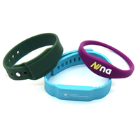 Bracelet intelligent à bande étanche réglable personnalisé Bracelet à jeton en silicone RFID Bracelet IC 13.56Mhz