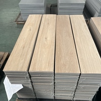Modernes Design PVC-Vinyl-Bodenfliesen Lose Verlegbare LVT-Bodenbeläge Hellgrauer Stein 5mm 0,5mm Nutzschicht Fabrik-Großhandel