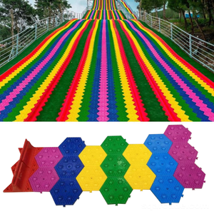 Toboggan arc-en-ciel coloré en PP/PVC pour une utilisation en extérieur dans les parcs d'attractions, les zones panoramiques, les centres commerciaux et les grands terrains de jeux à vendre - Product Image 6