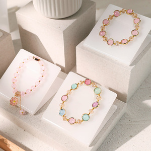 투명 아크릴 플라스틱 디스플레이 선반 고급 세련된 상점 스탠드 아크릴 보석 라이저 디스플레이 스탠드 - Product Image 3