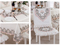 Chemins de table ronds carrés en mélange de lin brodé de style européen Nappe de table