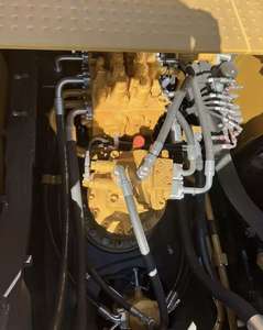 Excavatrice SANY 245H d'occasion, modèle 2022, 24 tonnes, capacité de la benne de 1,4 m, composants essentiels, puissance de 140 kW, 800 heures de fonctionnement - Product Image 3