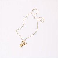 Style à la mode 18K plaqué or en acier inoxydable métal OT fermoir coeur pour les femmes résistant à l'eau élégant charme bijoux