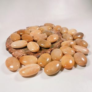 Batu Pijat Terapi Ukiran Tangan Giok Kuning Murni Huiying, Produk Kecantikan & Perawatan Pribadi - Product Image 1