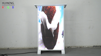 Écran de podium LED incurvé mobile personnalisé en usine P2 7680Hz, écran numérique vertical pour publicité, idéal pour les églises et les conférences