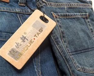 의류 태그 및 제품 라벨에 대한 RZX <span class=keywords><strong>UHF</strong></span> <span class=keywords><strong>RFID</strong></span> 칩 재고
