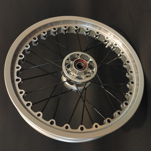 Moto en aluminium anodisé <span class=keywords><strong>S</strong></span> <span class=keywords><strong>1000</strong></span> <span class=keywords><strong>XR</strong></span> Carbone Disque Route tubeless Roues pour <span class=keywords><strong>BMW</strong></span> - Product Image 4