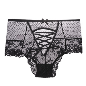 Braguitas de encaje sexy de cintura media alta con diseño hueco, control de levantamiento de cadera, ropa interior femenina, faja moldeadora de nailon en negro, rojo y blanco. - Product Image 5