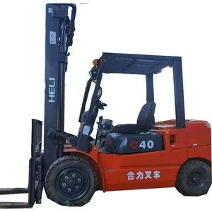 Chariot élévateur diesel d'occasion Heli 4 tonnes avec moteur Nissan, modèle 2020-2024, le plus vendu, provenant de Chine, pour engins de construction - Product Image 1
