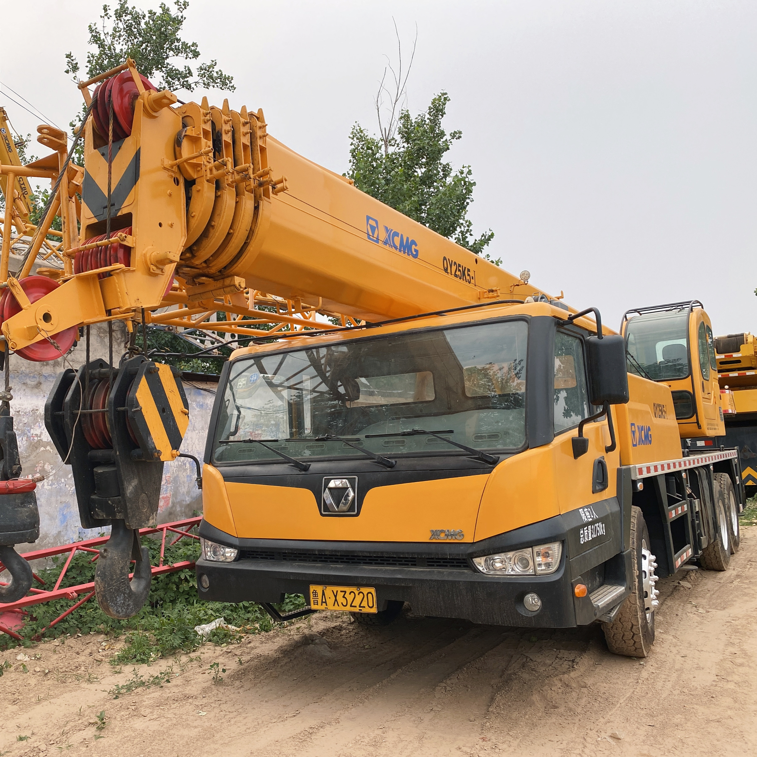 Xcmg 225 экскаватор гусеничный. Гусеничный экскаватор xcmg xe225dn. Xcmg xca 60. Xcmg 250. Экскаватор xe 225dn.