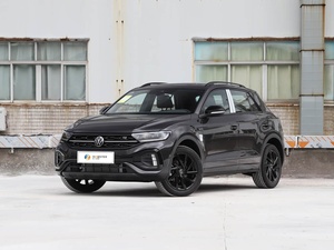 <span class=keywords><strong>T</strong></span>-<span class=keywords><strong>Roc</strong></span> 2025 1.5 <span class=keywords><strong>T</strong></span>, SUV a Due Ruote Motrici, Benzina, Cambio Automatico, Nuova Auto con Interni in Pelle, Funzioni Elettriche, Versione Starlight, Pacchetto Luci Nere - Product Image 1