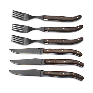 Ensemble de couverts en métal de haute qualité nouveau couteau et <span class=keywords><strong>fourchette</strong></span> à steak de lancement avec manche en bois naturel lame noire pour les cadeaux d'affaires - Product Image 3