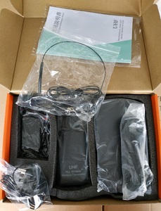 UM-8012 المهنية سماعات رأس لاسلكية ميكروفون UHF نظام - Product Image 2