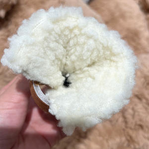 OEM ODM Chaussures pour <span class=keywords><strong>chien</strong></span> Couvre-pied moderne en velours rembourré et doux antidérapant et chaud Chaussures pour chiot ne pouvant pas tomber - Product Image 4