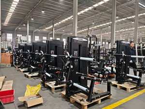 Appareil de musculation professionnel à double fonction pour extensions et curls des jambes, à charge par poulies - Product Image 4