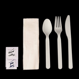 Ensemble de couverts multicolores réutilisables Cuillères en plastique PLA Fourchettes <span class=keywords><strong>et</strong></span> couteaux Ensemble de couverts avec serviette - Product Image 1