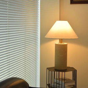 Lampe de table avec base en béton, E27 LED 220V, commande par interrupteur, lampe de bureau pour chambre à coucher - Product Image 5