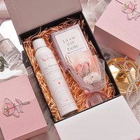 Boîte d'emballage cosmétique en carton rigide écologique de luxe sur mesure en gros avec couvercle magnétique et logo personnalisé pour les mariages