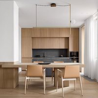 Plan de travail moderne en quartz écologique, îlot de cuisine, armoire, crédence, robinet, évier, panier, tiroir, finition mate ou brillante