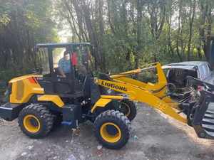 Chargeuse sur pneus LIUGONG 816H de 1,6 tonne, excavatrice et chargeuse compacte - Product Image 4