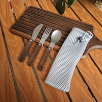 Ensemble de couverts de camping en titane pur ultra-léger, style moderne minimaliste, couteau, fourchette et cuillère pliables avec manches en bois de noyer pour l'extérieur