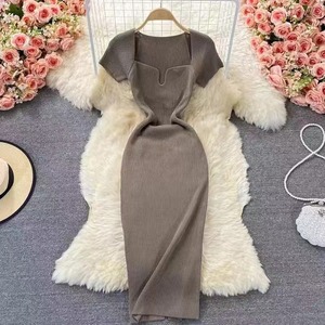 2025 nueva moda de manga corta de punto sólido vestido informal de mujer de cintura alta Maxi vestido <span class=keywords><strong>tubo</strong></span> señoras <span class=keywords><strong>vestidos</strong></span> <span class=keywords><strong>elegantes</strong></span> al por mayor - Product Image 4
