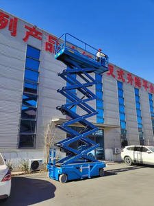 12米电动剪叉式升降机，可垂直升降货物，完成高空作业，剪叉式升降 - Product Image 2