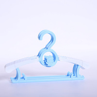 Nouveaux produits créatifs Cintre télescopique pour enfants Cintre en gros Étagère de salle de bain classique Fabricants de vêtements Support en plastique