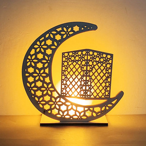 Ornement Artisanal en Bois Aïd Ramadan, Cadeau Islamique pour la Décoration de Maison Aïd Moubarak - Product Image 2