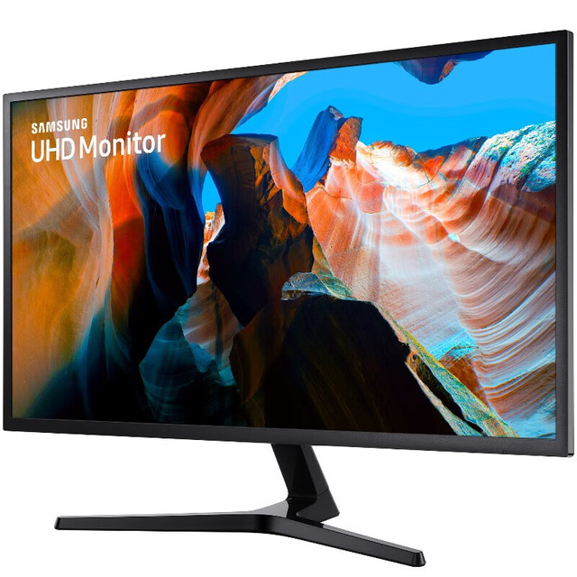 U32J592UQC 32-inch 4K UHD Monitor 1.07 Billion Colors, Multi-Screen, Professional Color Accuracy