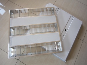 60x60cm <span class=keywords><strong>T5</strong></span> huỳnh quang lưới tản nhiệt Bảng điều khiển ánh sáng 2x2ft 3x18W <span class=keywords><strong>4x18W</strong></span> nhúng T8 lưới tản nhiệt Bảng điều khiển ánh sáng phụ kiện cho văn phòng bệnh viện - Product Image 4