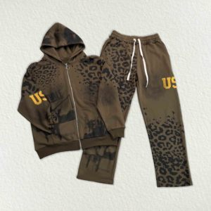 Conjunto Deportivo Personalizado de 2 Piezas con Estampado de Leopardo, Transpirable, de Algodón Grueso, con Parche Bordado y Sudadera con Cremallera, Estilo Retro Urbano - Product Image 1