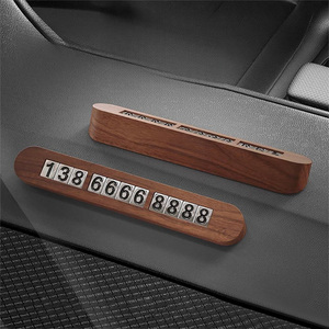 Placa de Número de Teléfono Temporal para Estacionamiento en el Tablero del Auto, Placa Oculta de Madera y Metal con Número de Teléfono Temporal para Estacionamiento - Product Image 1