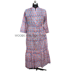 Robe élégante bohème écologique 100% coton moderne pour femmes, col en V, coupe trapèze, imprimé floral à la main, décontractée, pour l'été, manches 3/4 - Product Image 1