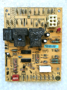 全新原装 Ready St9120c 5005 Hq1084197hw 炉控板 P891 PLC 编程控制器 - Product Image 1