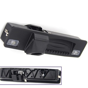 F1EB-19B514-BE es un interruptor de apertura de maletero para los modelos Ford Focus de 2015-2018. - Product Image 2