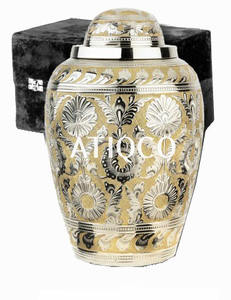 Urna de cremación de metal de latón macizo de bronce clásico en caja de terciopelo urna de metal hecha a mano por expertos de la más alta calidad - Product Image 6