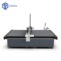 Traceur de découpe automatique CNC à couteau vibrant Yuchon pour bannières en PVC, panneaux en mousse et rouleaux d'autocollants en PVC